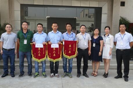 努力拼搏，打造最強(qiáng)執(zhí)行力團(tuán)隊(duì)——記棟方軍訓(xùn)匯演