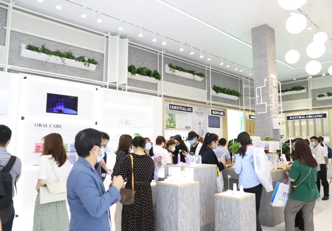 創(chuàng)意加碼 科技賦能 | 棟方股份第26屆上海美博會圓滿收官！